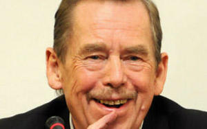 "Havel na wyciągnięcie ręki", czyli wystawa w warszawskim Domu Spotkań z Historią