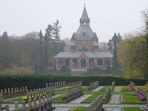 Szczecin, Cmentarz Centralny: Kaplica centralna z wyposażona w krematorium, źródło: wikipedia