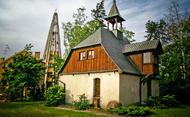 Kapliczka na Winnicy w Zielonej Górze, widok strony wschodniej, 29 maja 2008, Zdj.Tb808_praca własna,Wikipedia,Plik na licencji GNU FDL 1.2 oraz CC 3.0