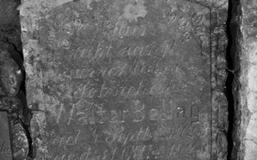 Płyta nagrobna Waltera Bellag na cmentarzu poniemieckim w Bojadłach